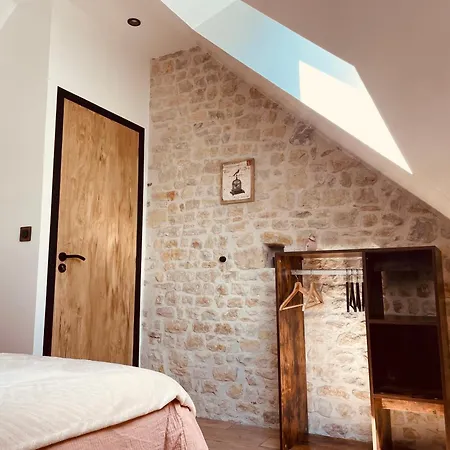 Chez Rene Fresville